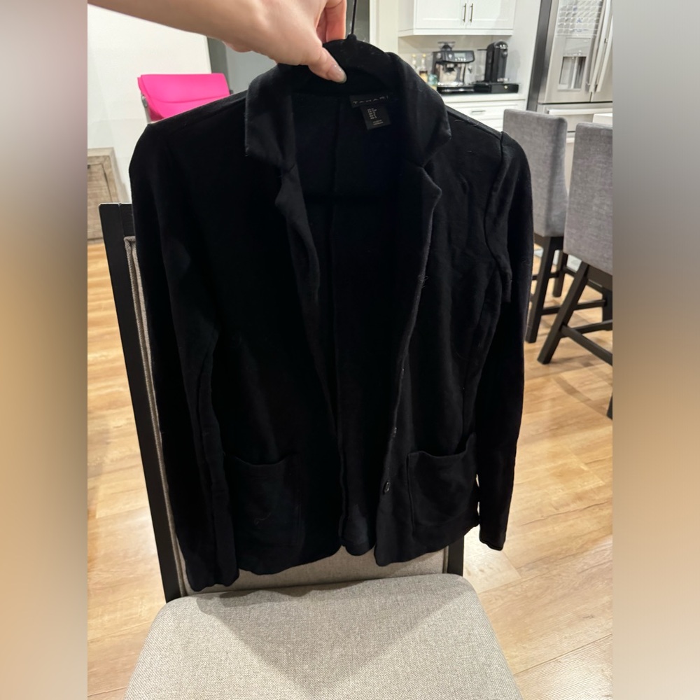 Tahari blazer